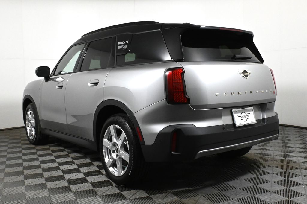 2025 MINI Cooper Countryman Base 5