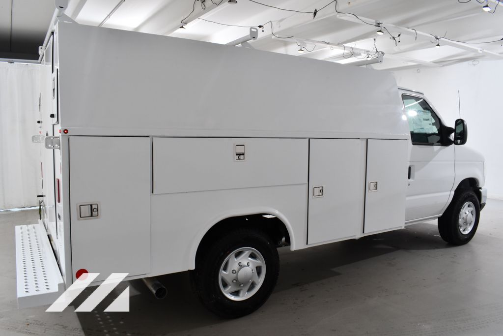 New 2026 White Ford Base image 11