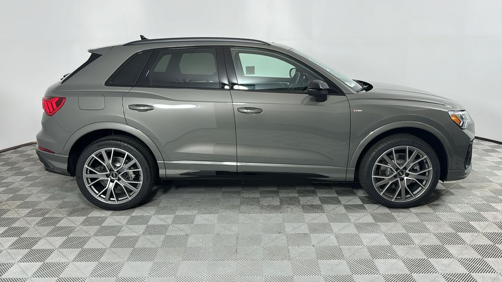 2025 Audi Q3  6