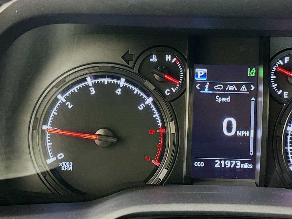 2024 Toyota 4Runner SR5 12