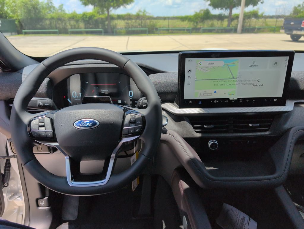 New 2026 White Ford Platinum image 20
