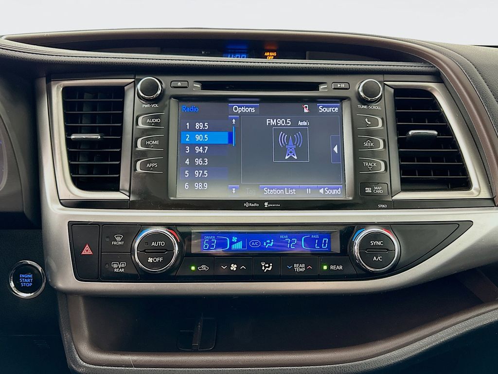 2015 Toyota Highlander XLE 14