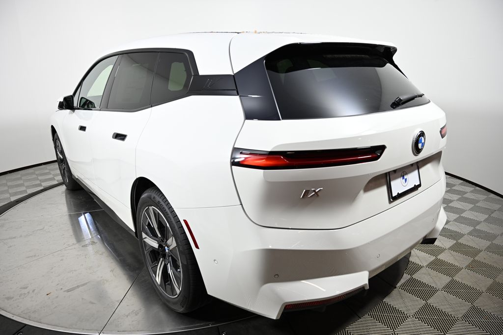 Thumbnail: 2026 BMW iX - 3