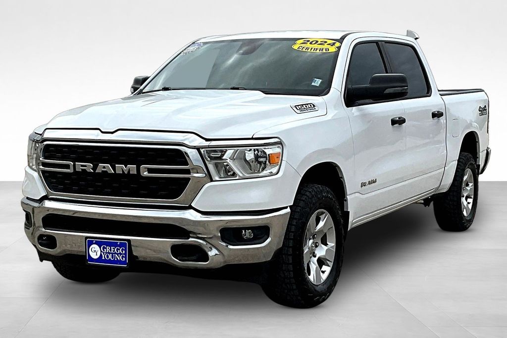 Bright White Clearcoat 2024 RAM 1500 Pickup Truck Four-Wheel Drive 8-Speed Automatic