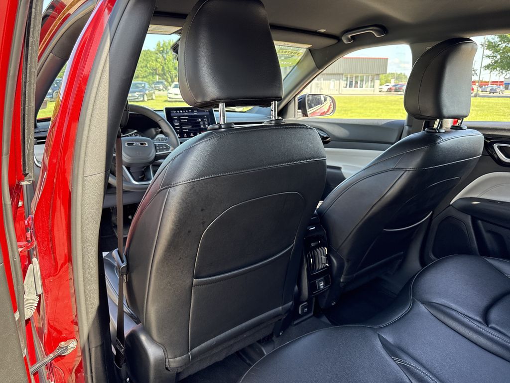 Used 2025 Jeep Compass SUV