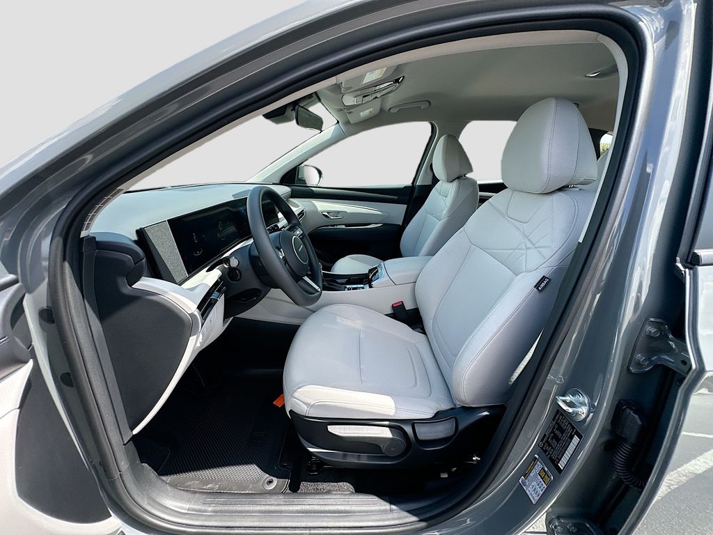Thumbnail: 2025 Hyundai Tucson - 15