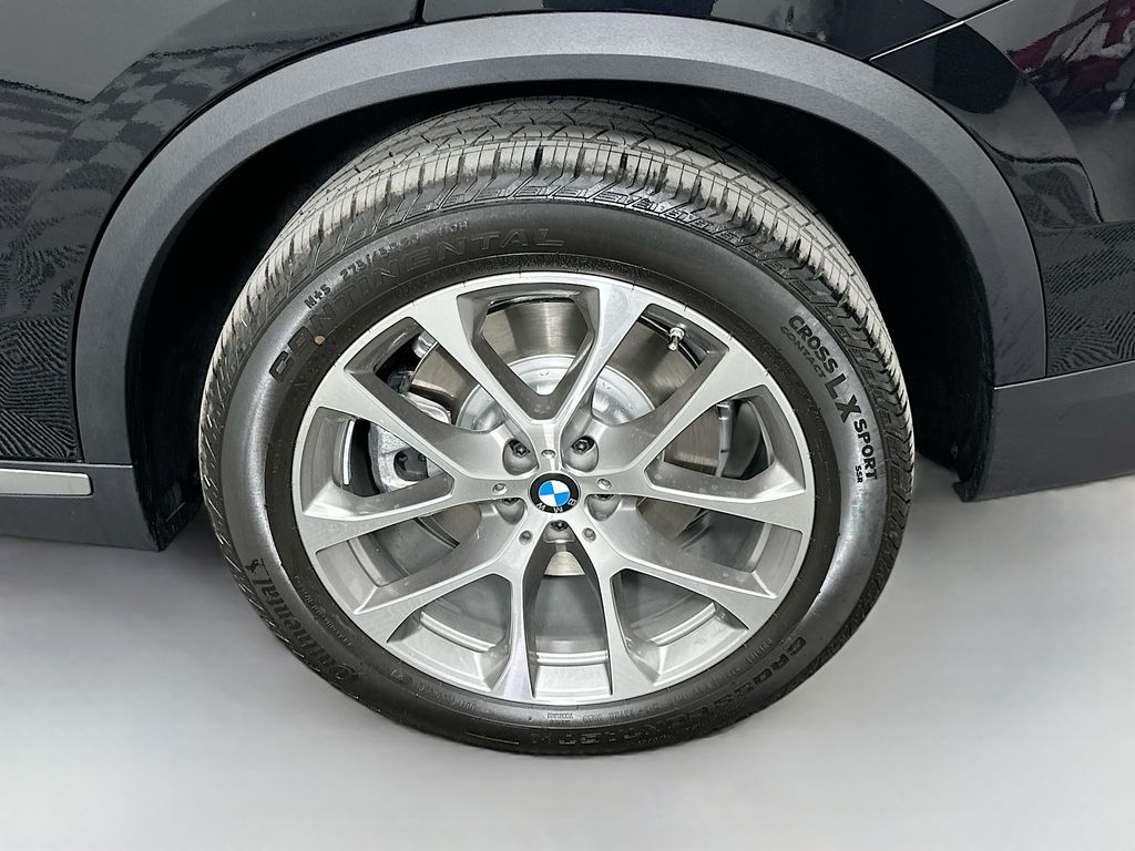 Thumbnail: 2026 BMW X5 - 23