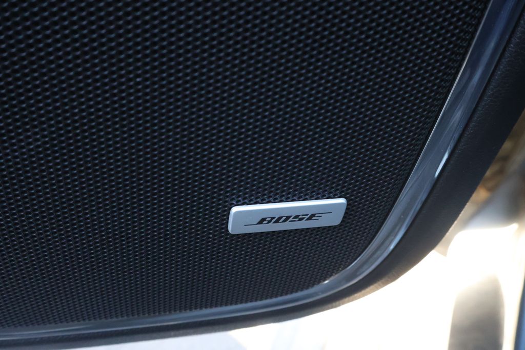 Thumbnail: 2019 Chevrolet Tahoe - 18