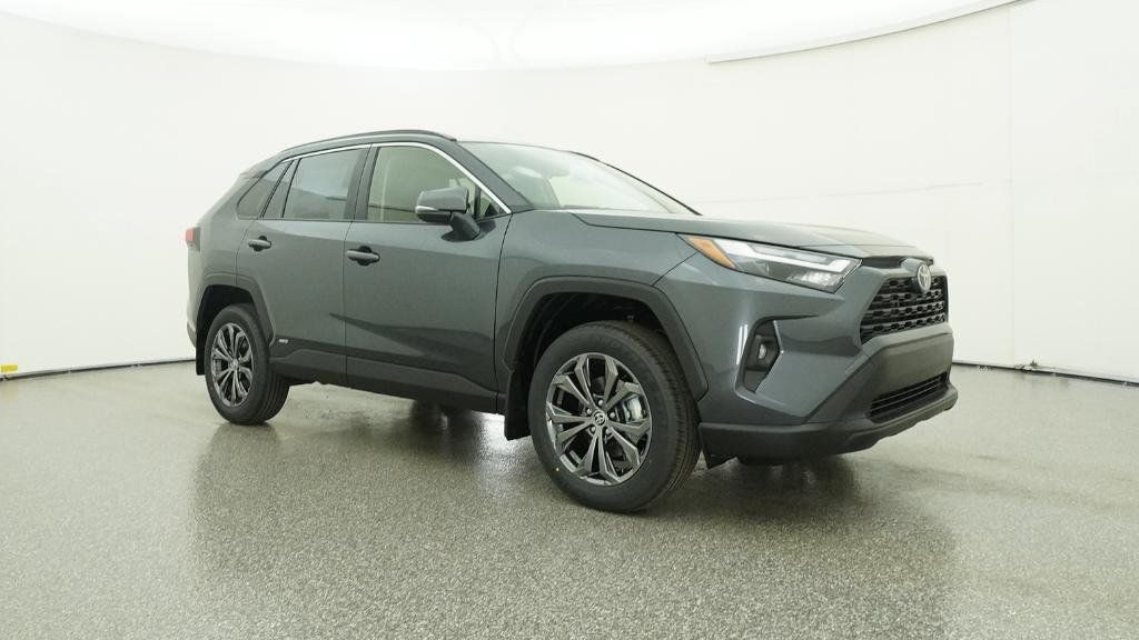Thumbnail: 2025 Toyota RAV4 - 23