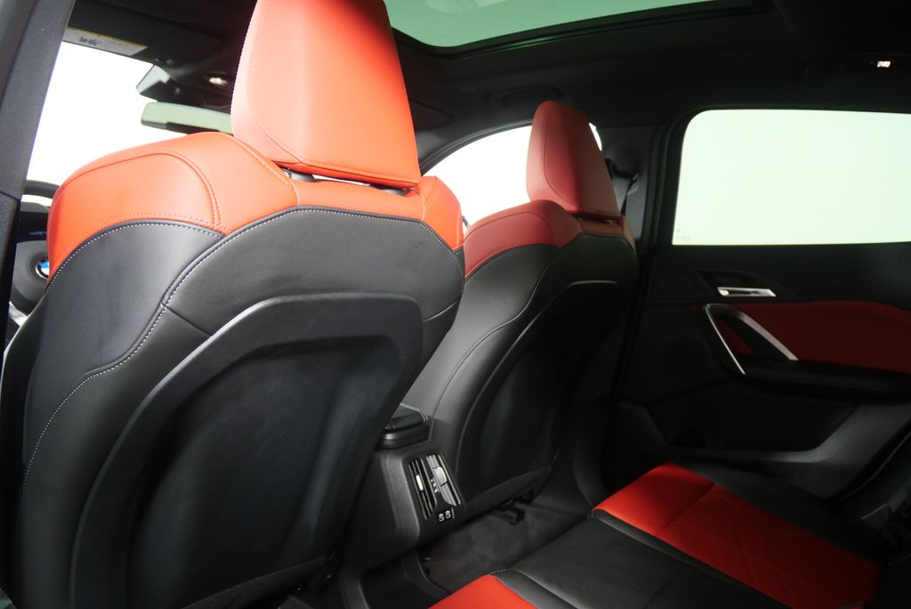 Thumbnail: 2025 BMW X2 - 16