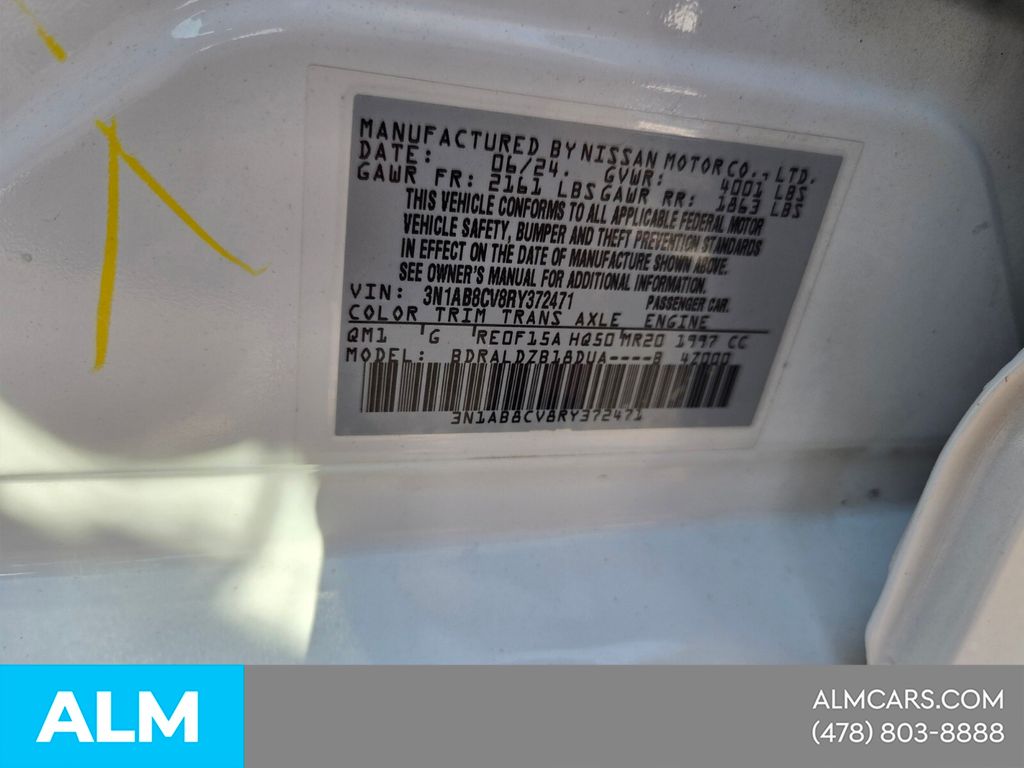 Used 2024 White Nissan SV image 30