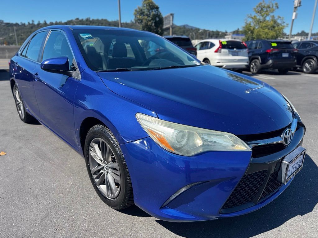 Used 2015 Toyota Camry SE with VIN 4T1BF1FK5FU878672 for sale in San Rafael, CA
