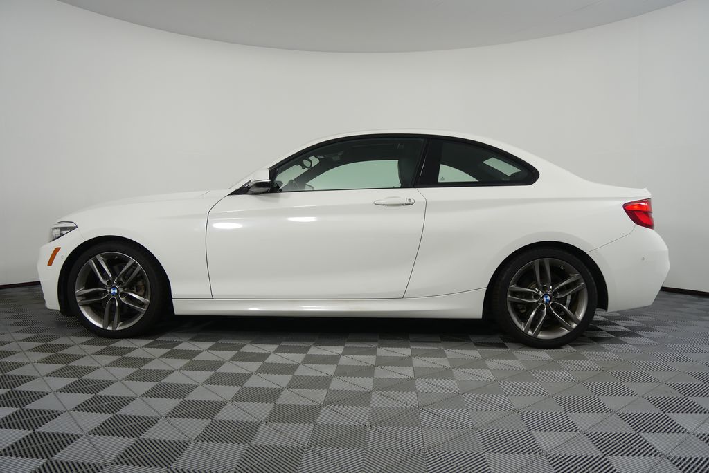 Thumbnail: 2018 BMW 2 Series - 6