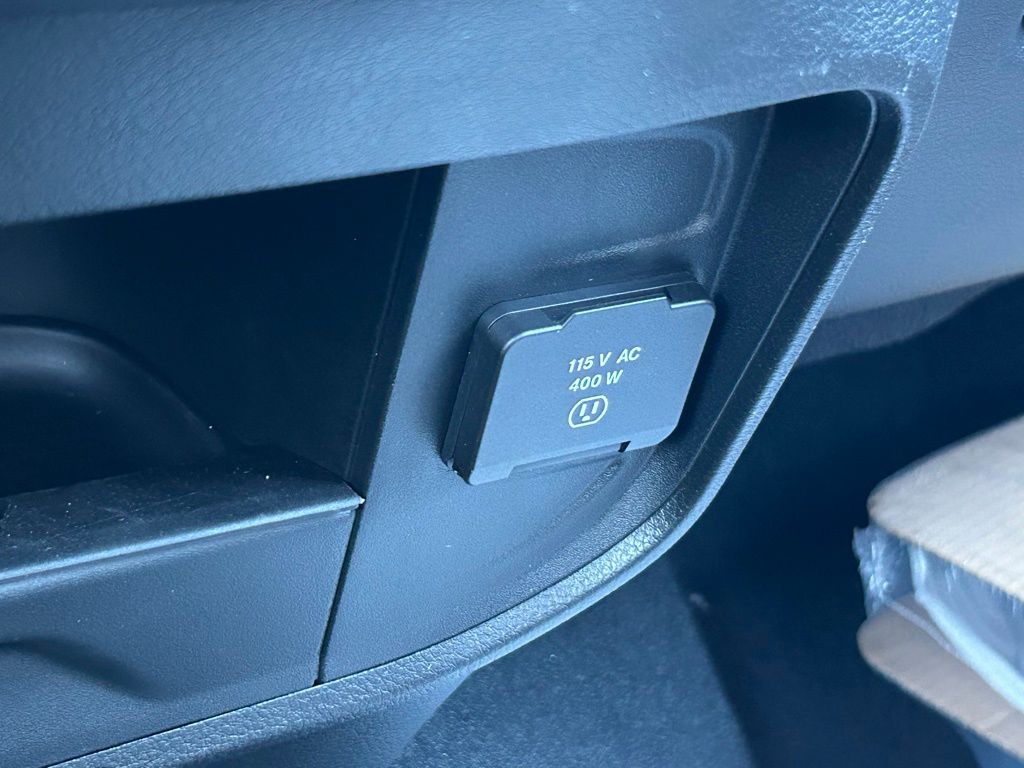 Used 2024 Bright White Clearcoat Ram Tradesman image 12