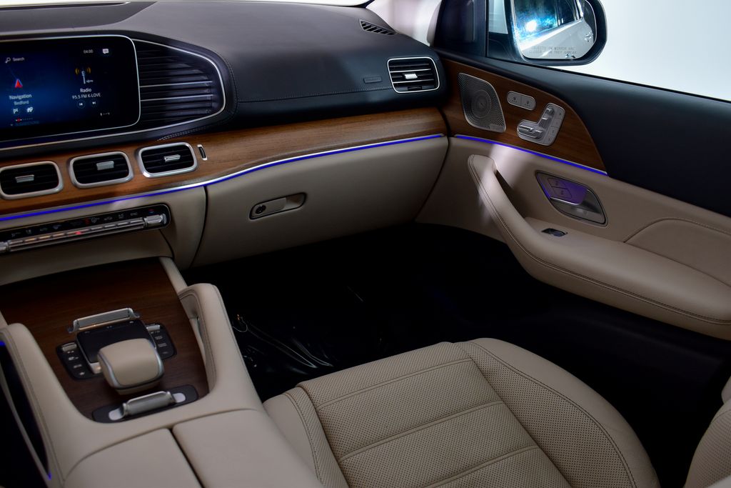 Thumbnail: 2022 Mercedes-Benz GLS - 23