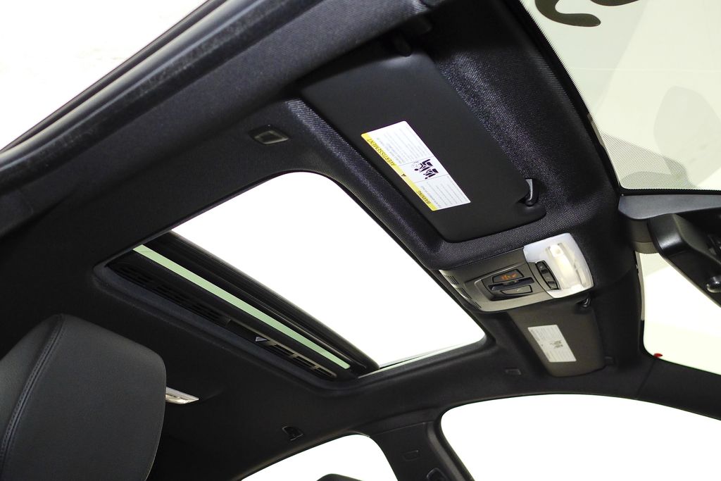 Thumbnail: 2016 BMW 4 Series - 18