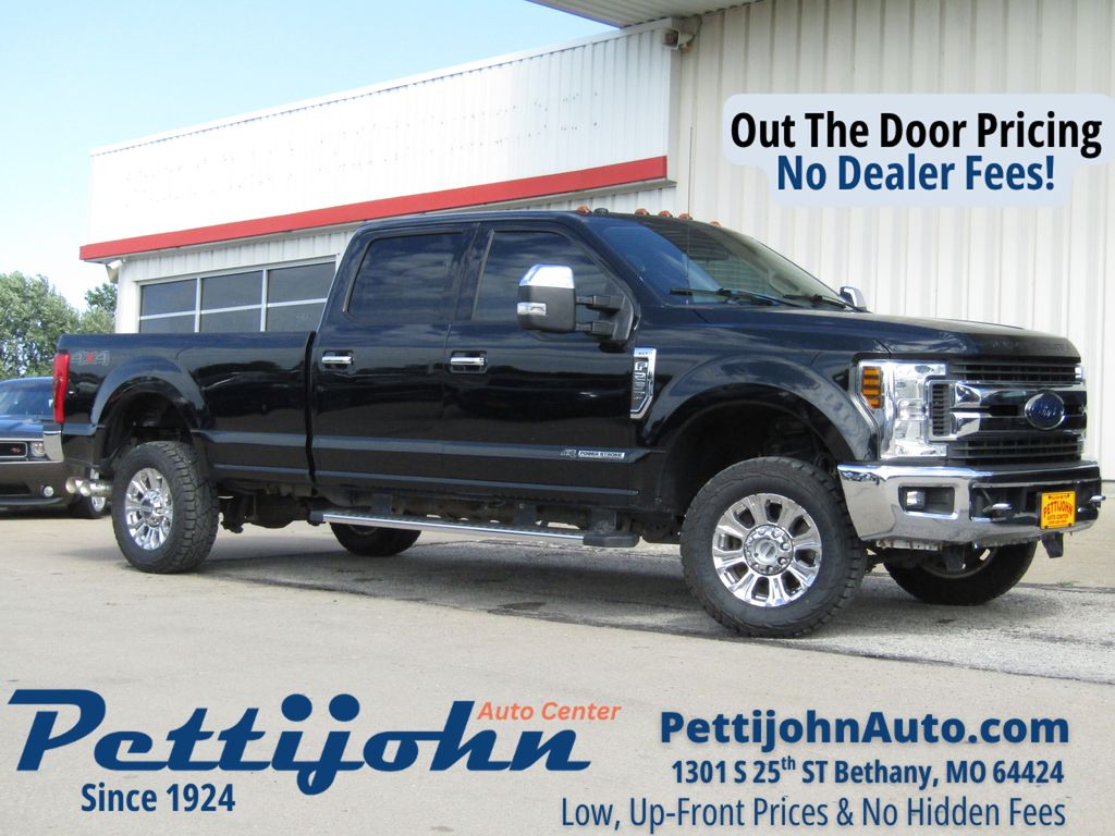 Shadow Black 2018 Ford F-250 Super Duty Pickup Truck Four-Wheel Drive 6-Speed Automatic