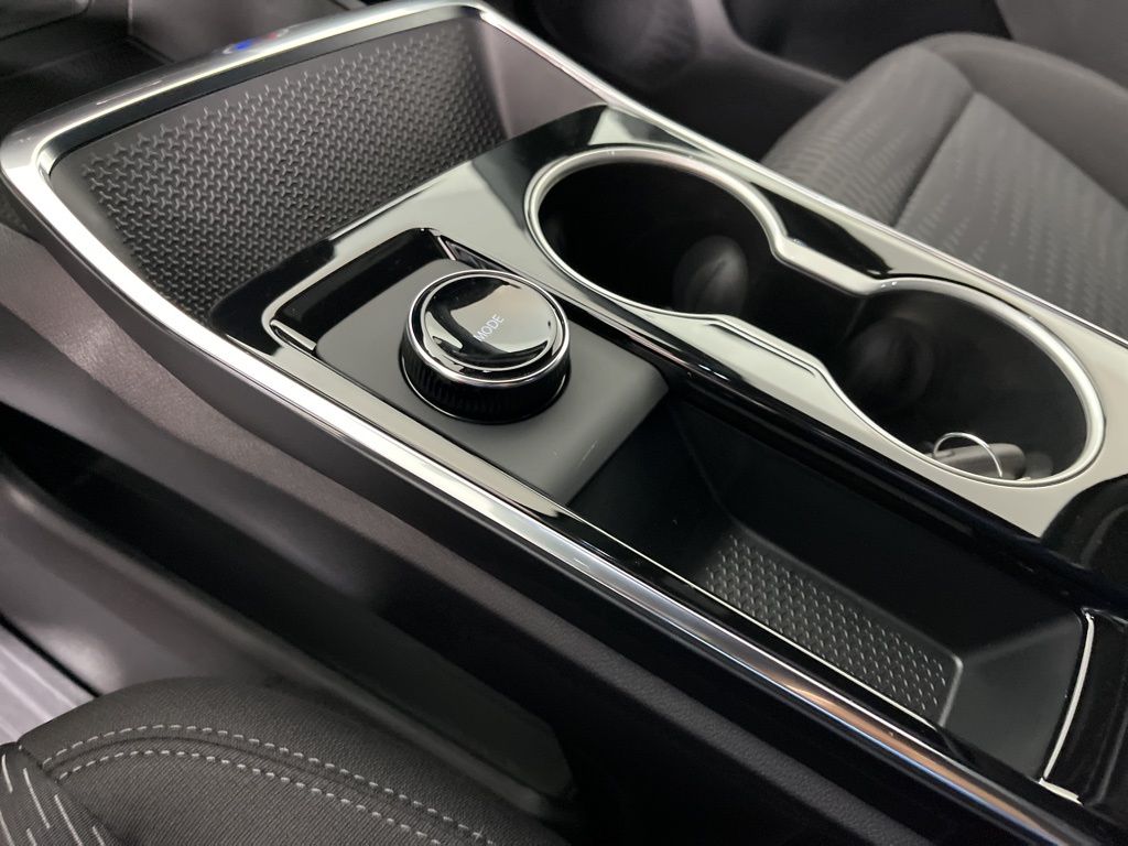 Thumbnail: 2026 Chevrolet Equinox - 30