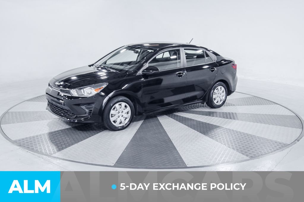 2022 Kia Rio LX photo 2