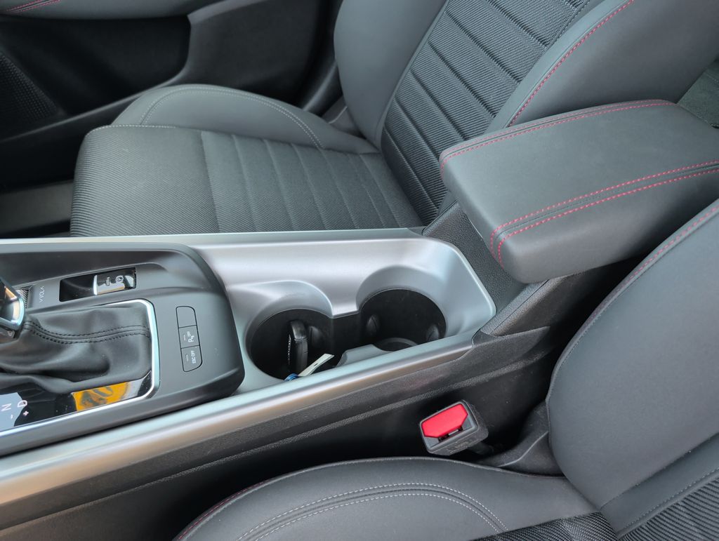 Used 2024 Dodge Hornet SUV