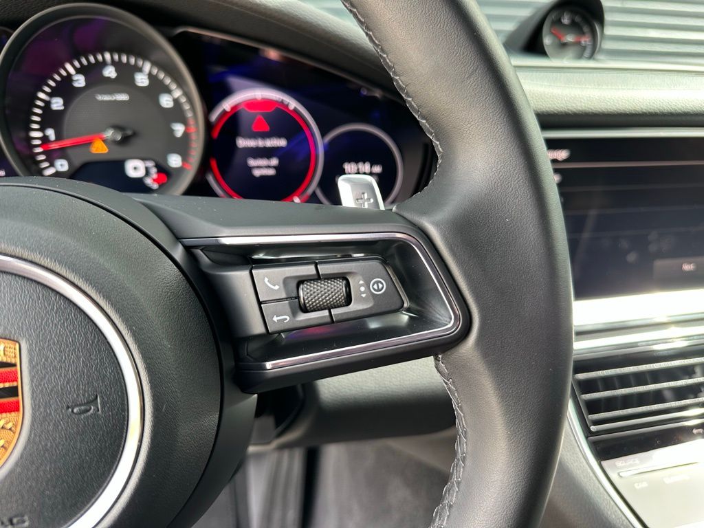 Thumbnail: 2023 Porsche Panamera - 20