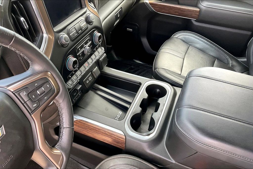 Used 2023 Chevrolet Silverado 3500HD High Country 4D Crew Cab