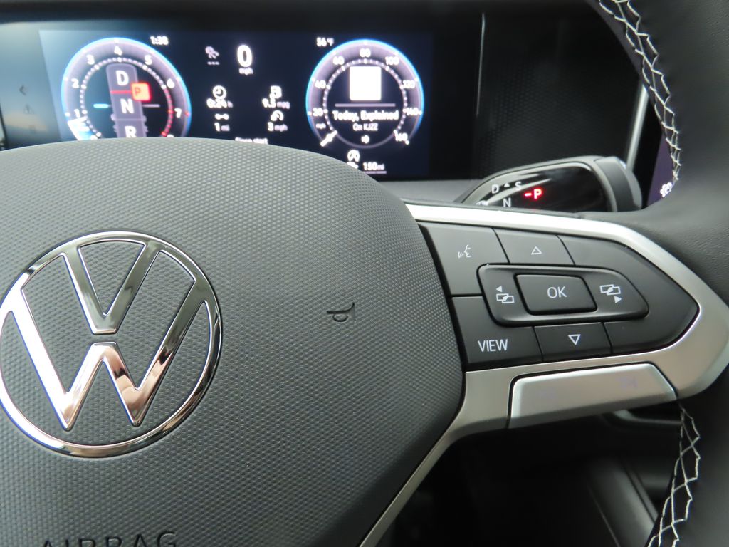 Thumbnail: 2026 Volkswagen Tiguan - 12