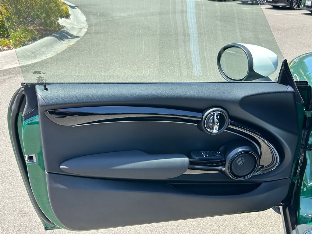 Thumbnail: 2024 MINI Cooper - 11