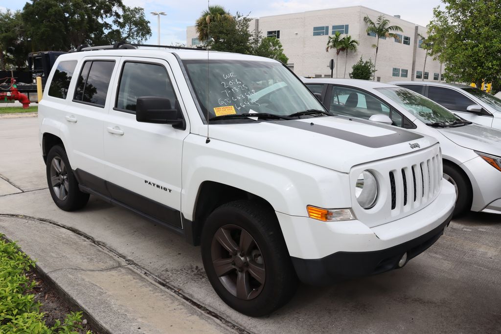 Thumbnail: 2016 Jeep Patriot - 5