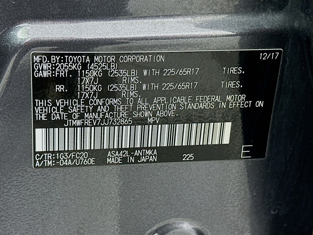 Thumbnail: 2018 Toyota RAV4 - 31