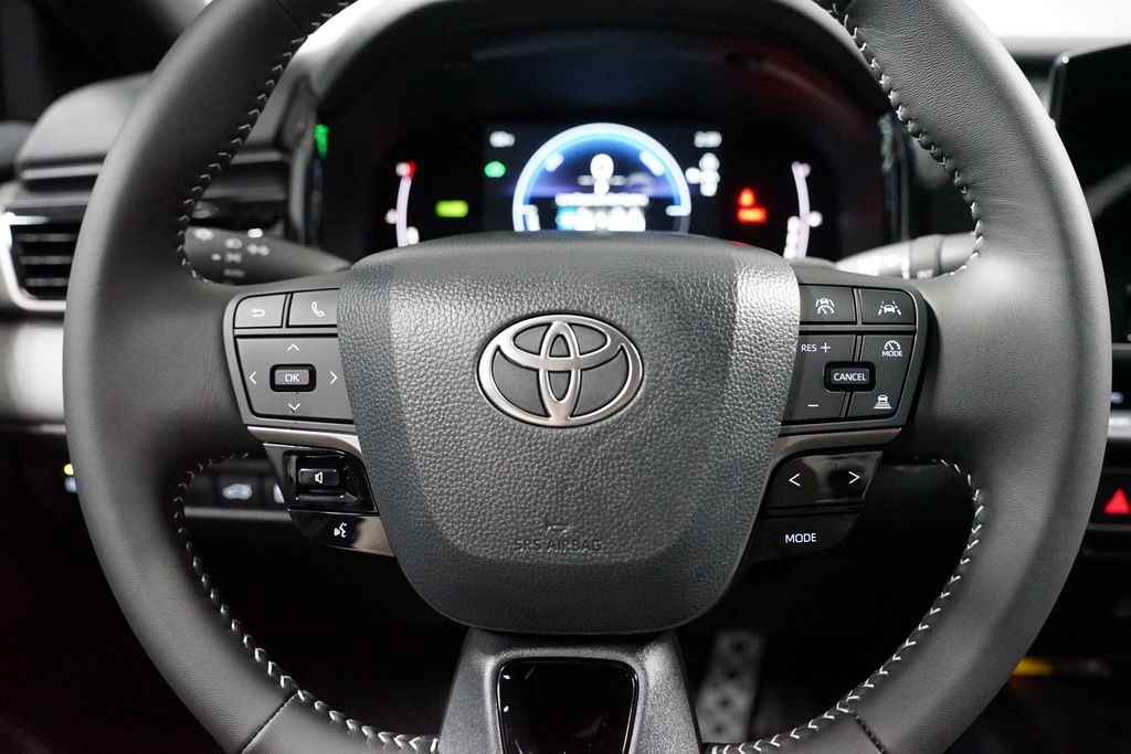 Thumbnail: 2026 Toyota Camry - 12