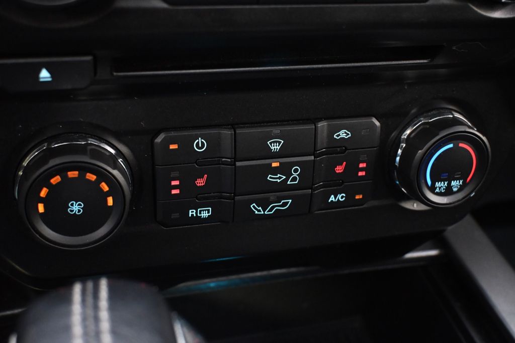 Used 2018 Silver Ford XLT image 32