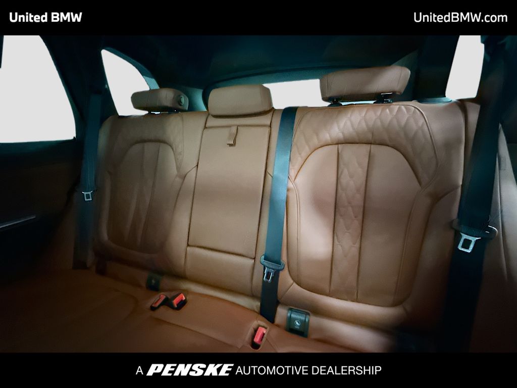 Thumbnail: 2026 BMW X5 - 13