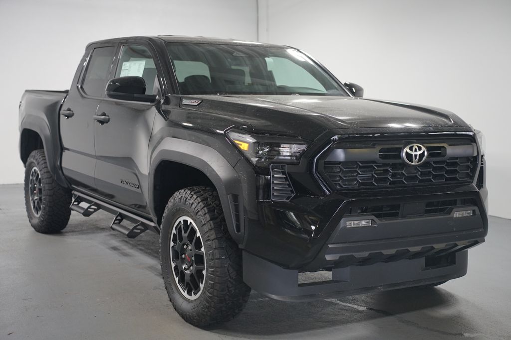 Thumbnail: 2025 Toyota Tacoma - 3