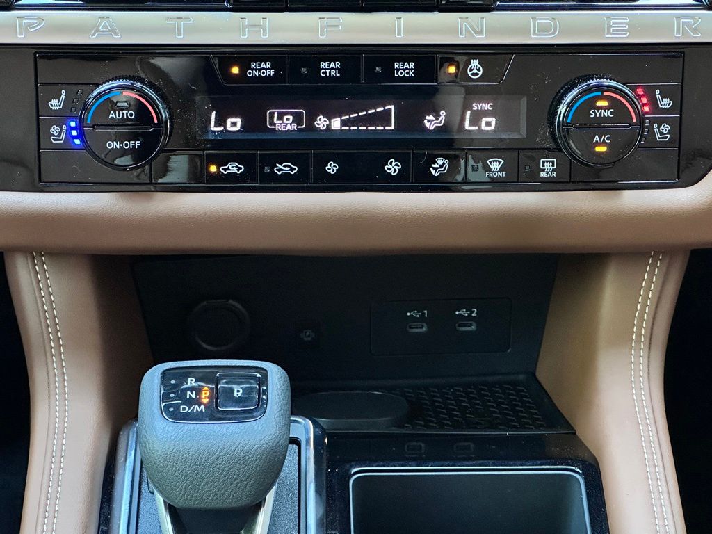New 2026 Super Black Nissan Platinum image 27