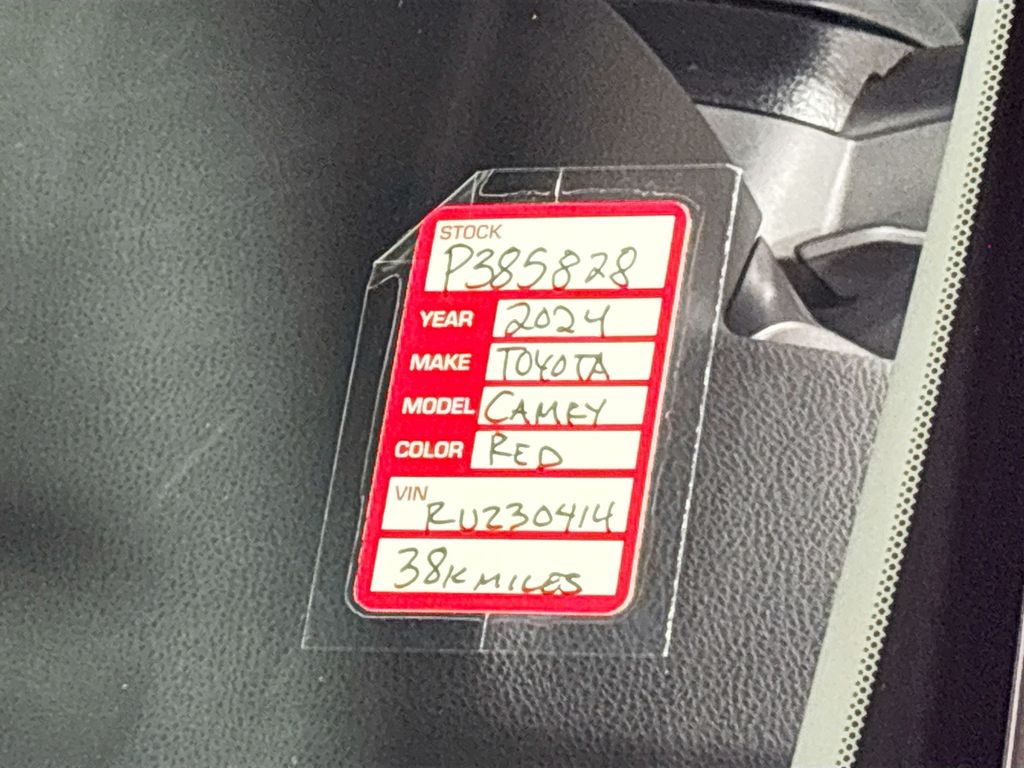 2024 Toyota Camry SE