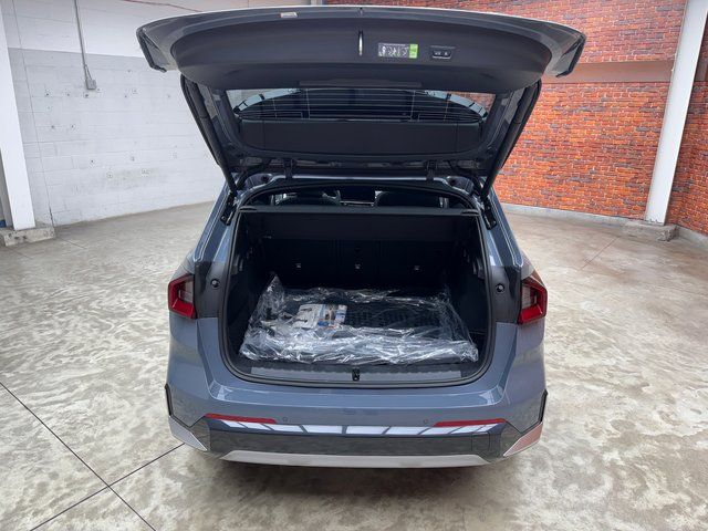 New 2026  BMW xDrive28i image 26