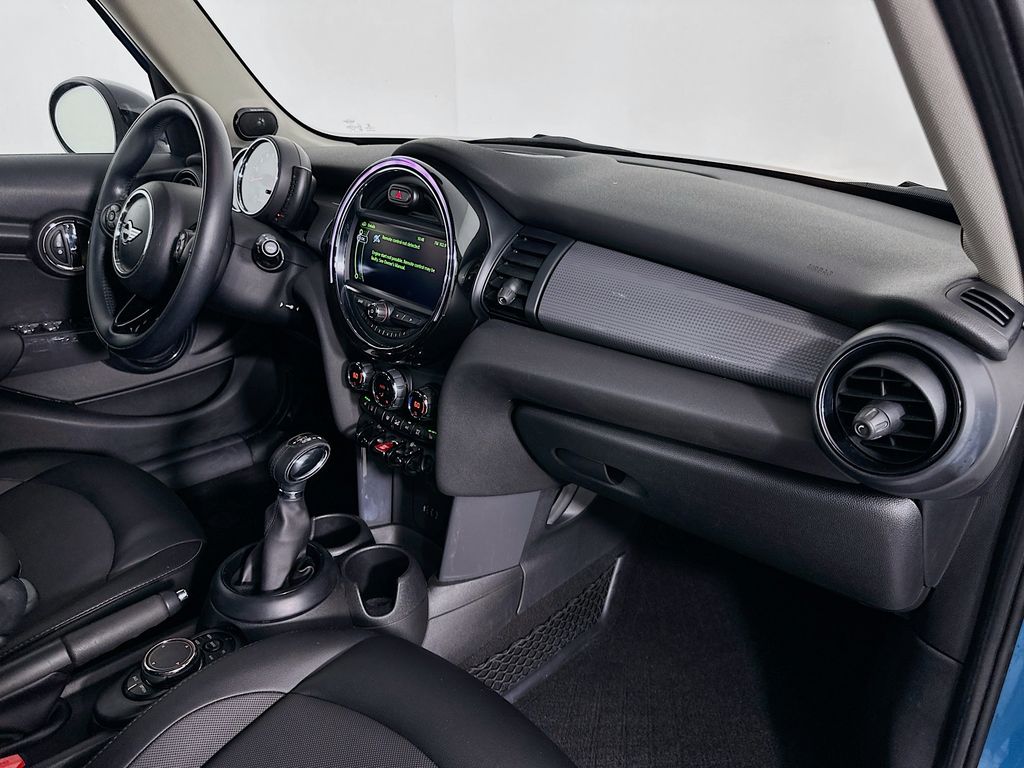 Thumbnail: 2017 MINI Cooper - 29