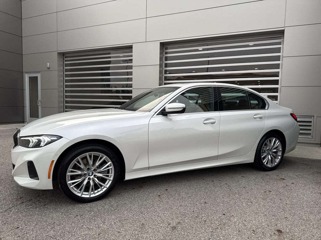 Used 2024 White BMW 330i xDrive image 3