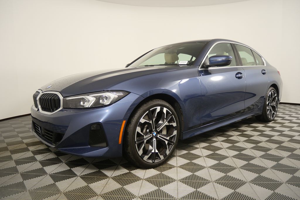 Thumbnail: 2025 BMW 3 Series - 8