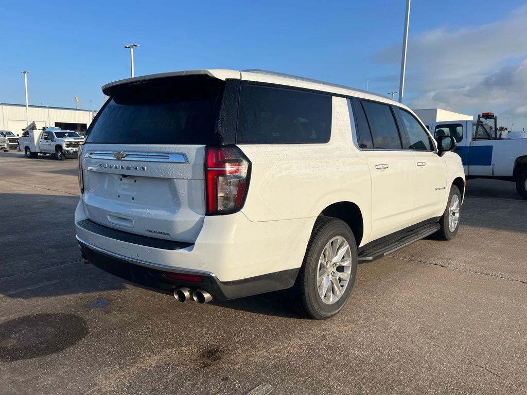 2023 Chevrolet Suburban Premier - 4