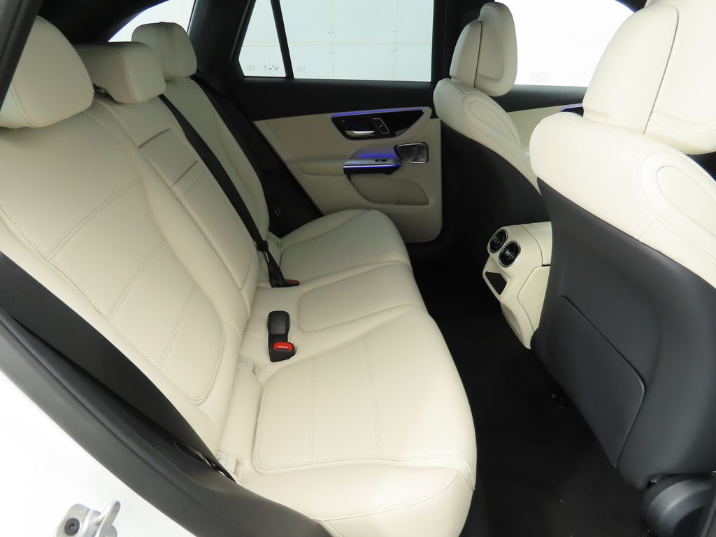 Thumbnail: 2026 Mercedes-Benz GLC - 22