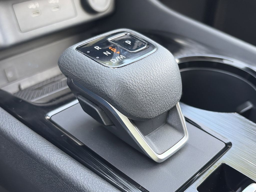 Used 2025 Nissan Rogue SUV
