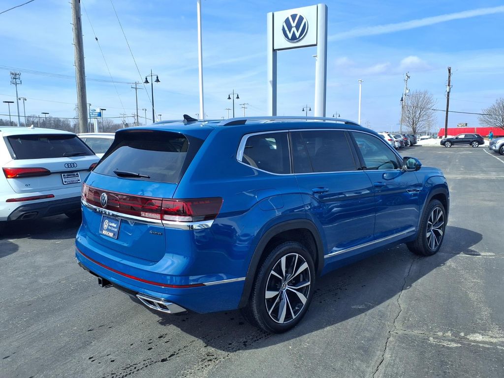 Certified Used 2025 Mountain Lake Blue Metallic Volkswagen 2.0T SEL Premium R-Line image 2