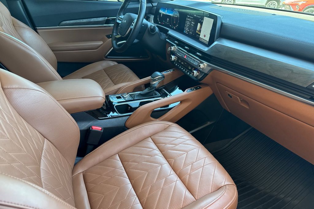 used 2025 Kia Telluride car, priced at $46,993