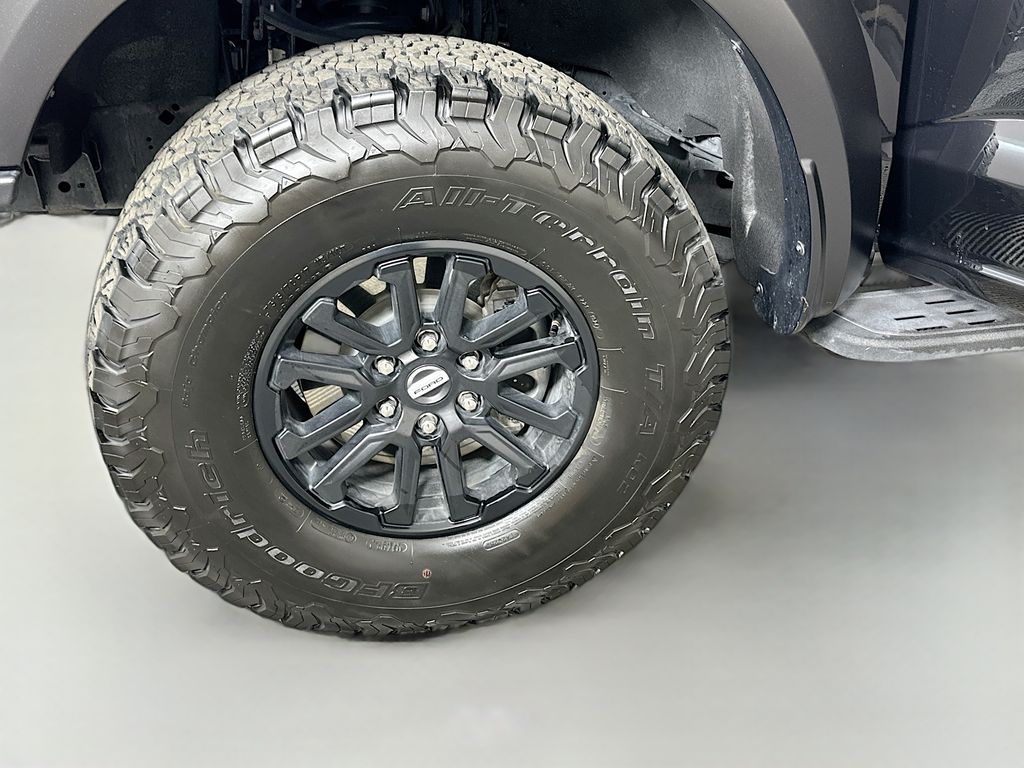 Thumbnail: 2024 Ford F-150 - 32