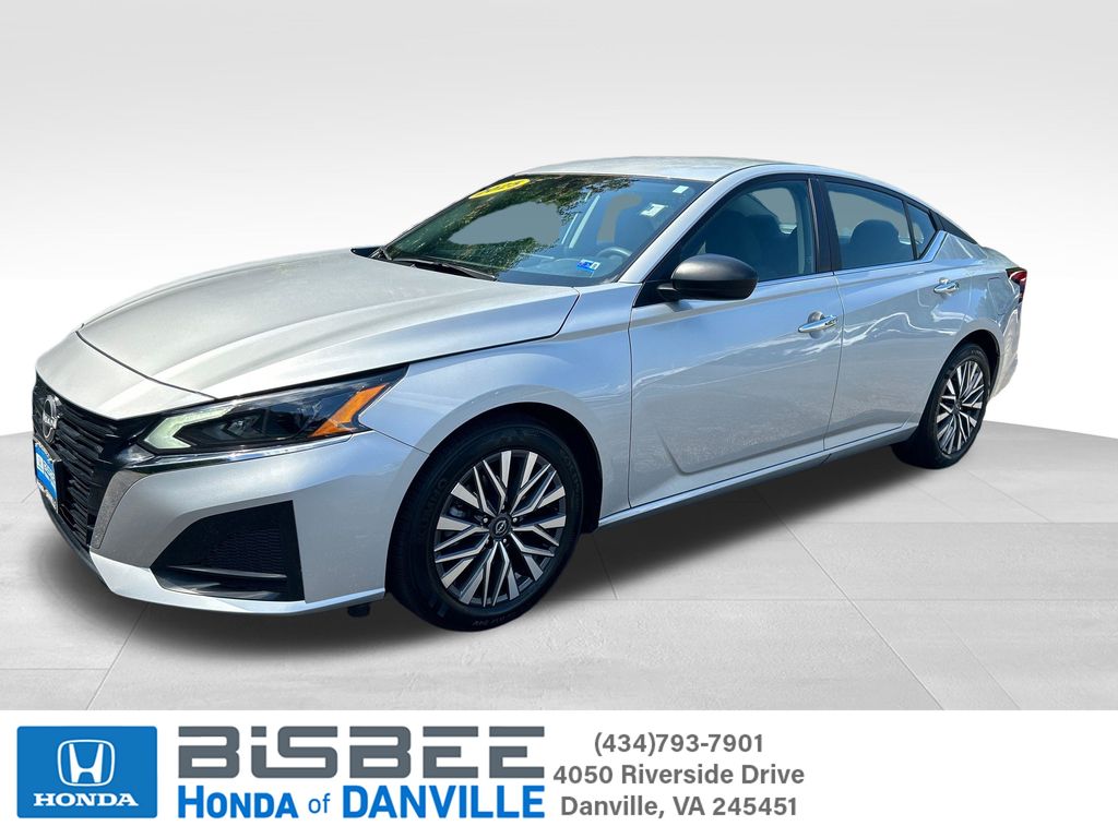 Brilliant Silver Metallic 2025 Nissan Altima 2.5 SV FWD Sedan Front-Wheel Drive Continuously Variable Transmission