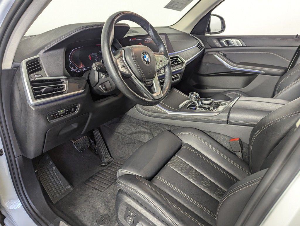 2022 BMW X7 xDrive40i photo