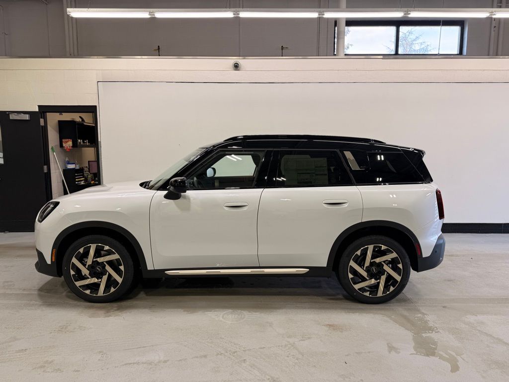 Thumbnail: 2026 MINI Cooper Countryman - 2