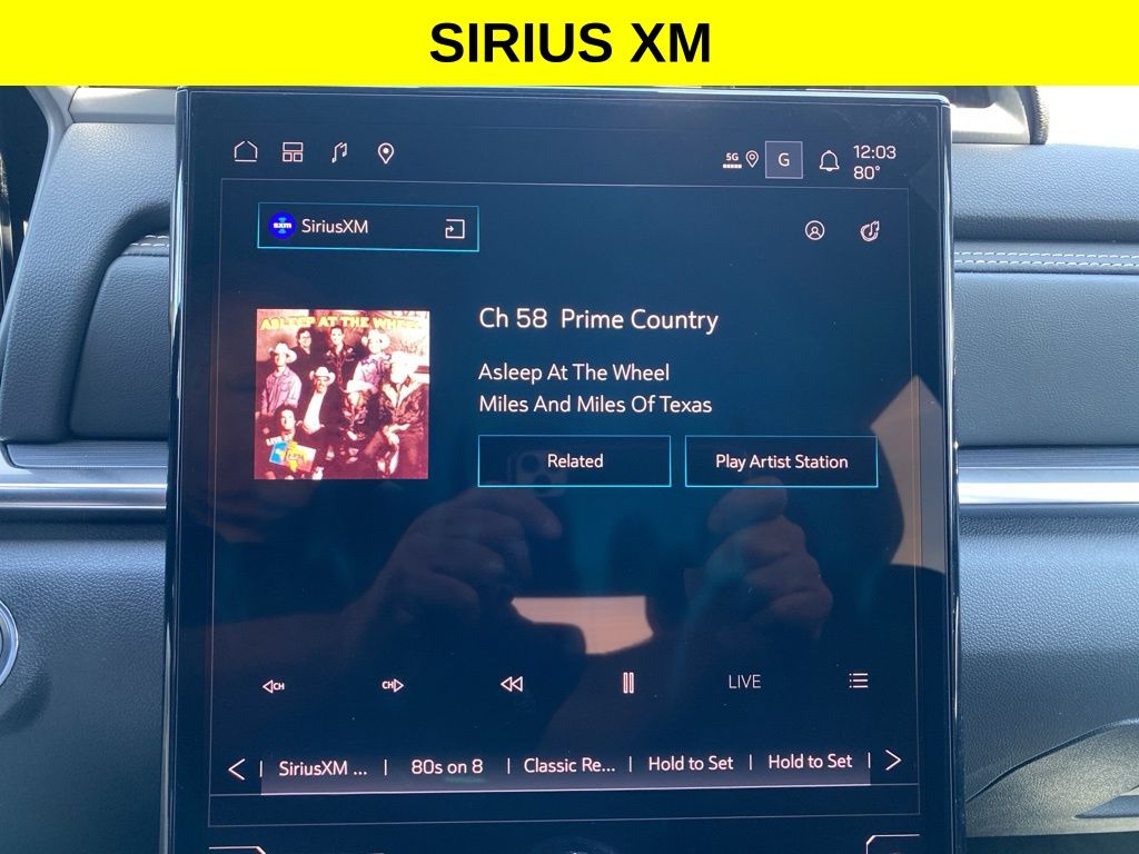 View vehicle photo 7